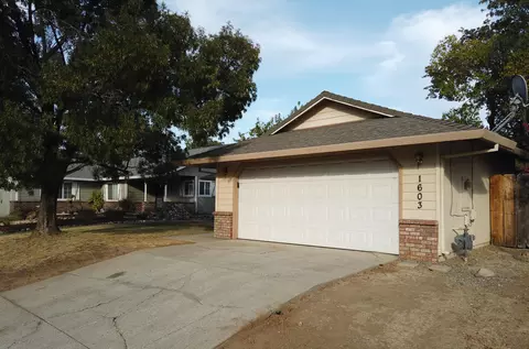1603 Lacey Ln, Redding, CA 96003 photo 3