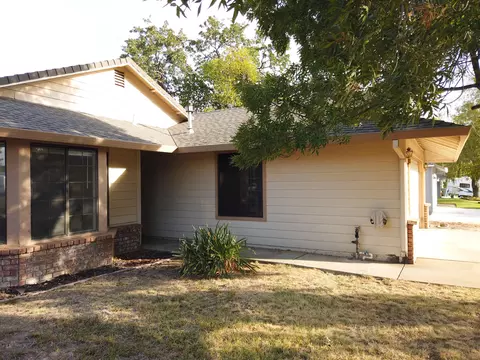 1603 Lacey Ln, Redding, CA 96003 photo 2