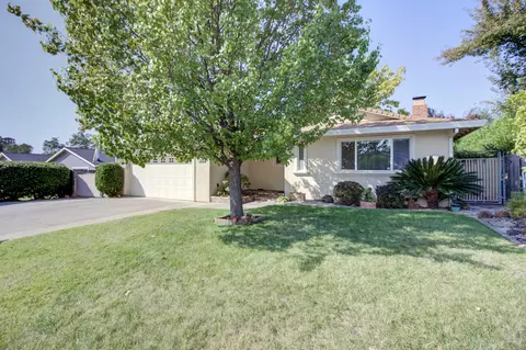 2550 Rainbow Ln, Redding, CA 96002 photo 4