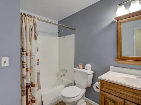 2550 Rainbow Ln, Redding, CA 96002 photo 22