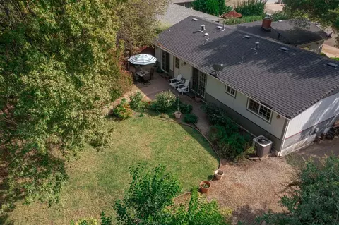 1830 Manchester Dr, Redding, CA 96002 photo 20