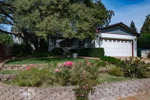 1830 Manchester Dr, Redding, CA 96002 photo 1