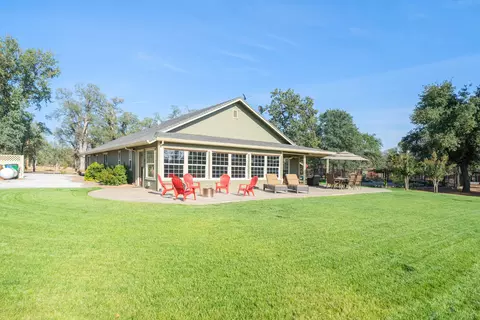 8225 Whispering Oaks Rd, Redding, CA 96002 photo 33