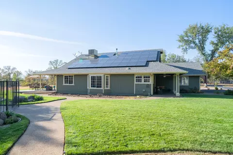8225 Whispering Oaks Rd, Redding, CA 96002 photo 37