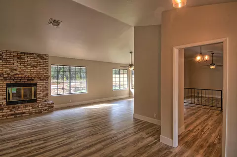 2605 Lake Redding Dr, Redding, CA 96003 photo 8
