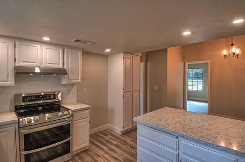 2605 Lake Redding Dr, Redding, CA 96003 photo 18