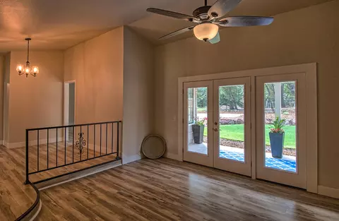2605 Lake Redding Dr, Redding, CA 96003 photo 12