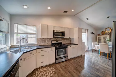 4842 Tralee Ln, Redding, CA 96001 photo 19