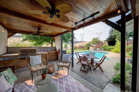 4842 Tralee Ln, Redding, CA 96001 photo 34