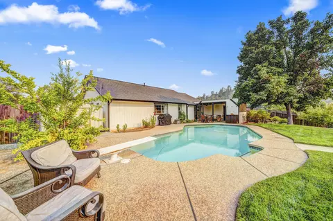 4842 Tralee Ln, Redding, CA 96001 photo 36
