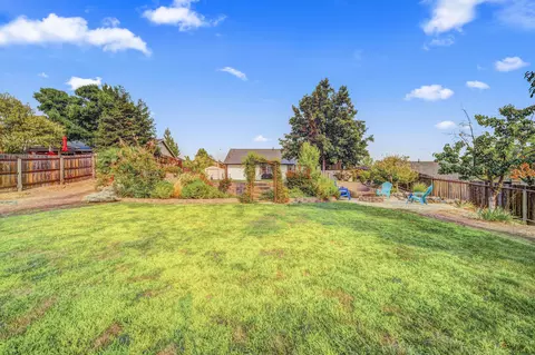 4842 Tralee Ln, Redding, CA 96001 photo 38