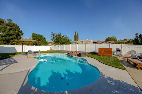 2800 Lake Redding Dr, Redding, CA 96003 photo 37