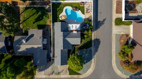 2800 Lake Redding Dr, Redding, CA 96003 photo 49