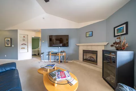 805 Cherryhill Trl, Redding, CA 96003 photo 10