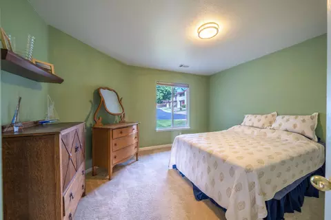 805 Cherryhill Trl, Redding, CA 96003 photo 24