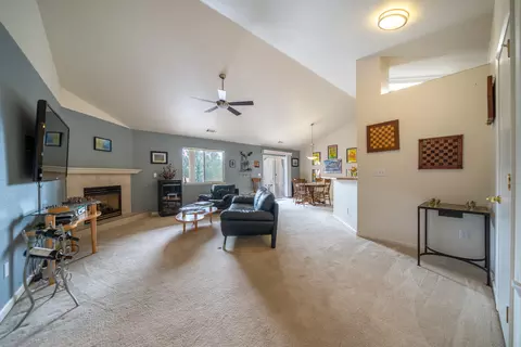 805 Cherryhill Trl, Redding, CA 96003 photo 16