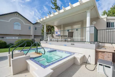 805 Cherryhill Trl, Redding, CA 96003 photo 6