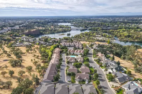 805 Cherryhill Trl, Redding, CA 96003 photo 44