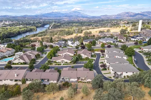 805 Cherryhill Trl, Redding, CA 96003 photo 42