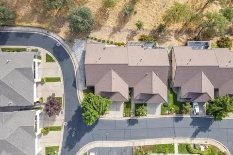805 Cherryhill Trl, Redding, CA 96003 photo 14