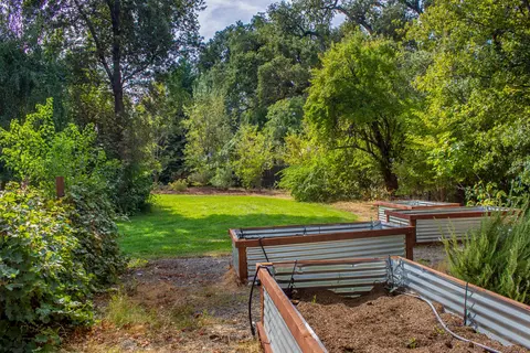 6770 Hemlock St, Redding, CA 96001 photo 48