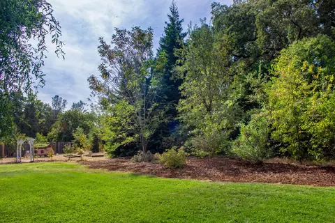 6770 Hemlock St, Redding, CA 96001 photo 49