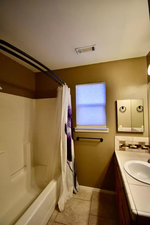 640 Olympic St, Redding, CA 96003 photo 22