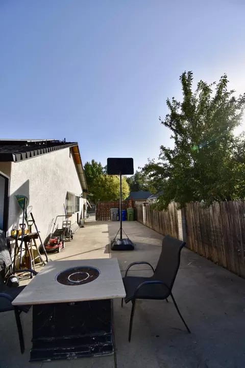 640 Olympic St, Redding, CA 96003 photo 37