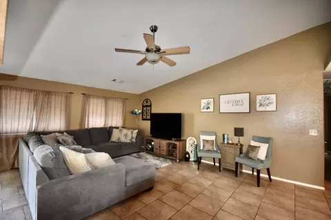 640 Olympic St, Redding, CA 96003 photo 7