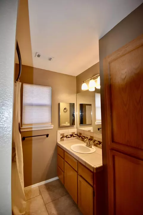640 Olympic St, Redding, CA 96003 photo 21
