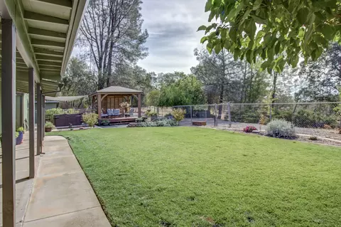 13099 Bear Mountain Rd, Redding, CA 96003 photo 14
