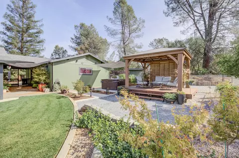 13099 Bear Mountain Rd, Redding, CA 96003 photo 9