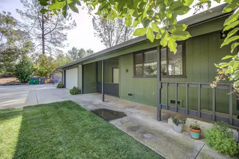 13099 Bear Mountain Rd, Redding, CA 96003 photo 1