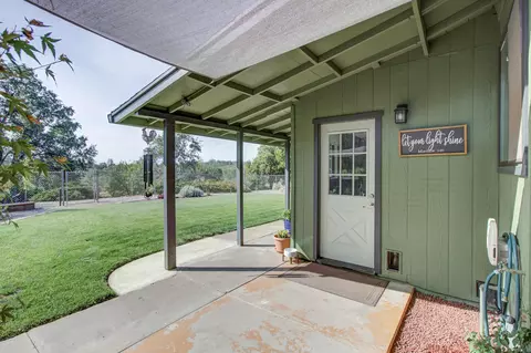 13099 Bear Mountain Rd, Redding, CA 96003 photo 8