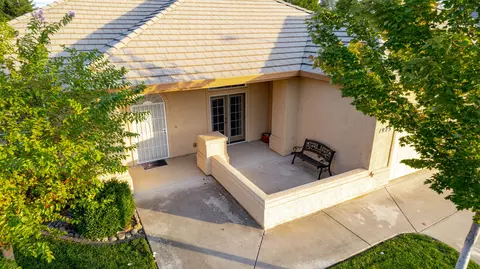 1925 Balzac Ct, Redding, CA 96003 photo 10