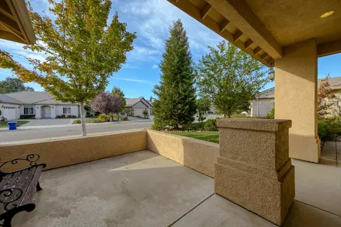 1925 Balzac Ct, Redding, CA 96003 photo 11