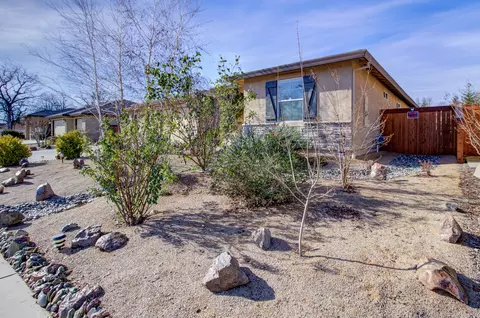 1126 Hope Ln, Redding, CA 96003 photo 3