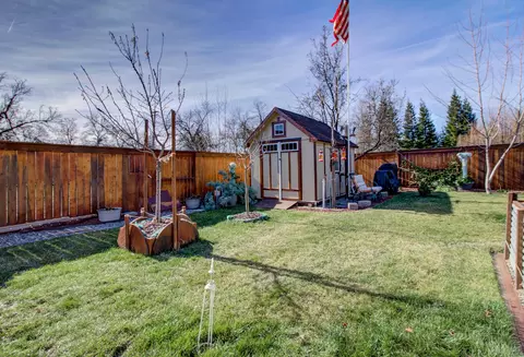 1126 Hope Ln, Redding, CA 96003 photo 24