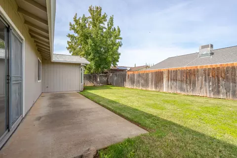 2564 Galaxy Way, Redding, CA 96002 photo 21
