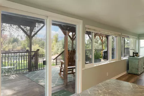 21039 Joanna Way, Redding, CA 96003 photo 9