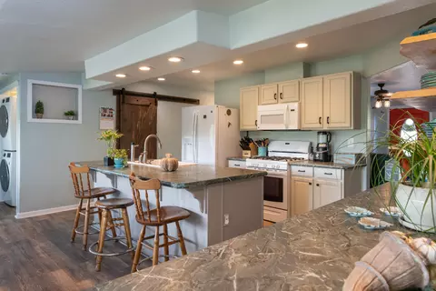 21039 Joanna Way, Redding, CA 96003 photo 10