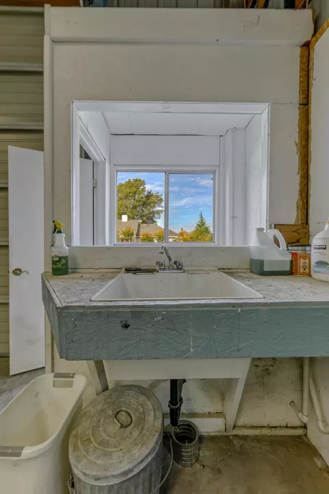 13151 Spring Lake St, Redding, CA 96003 photo 65