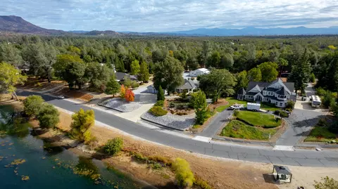 13151 Spring Lake St, Redding, CA 96003 photo 82