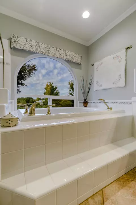 13151 Spring Lake St, Redding, CA 96003 photo 54