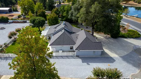 13151 Spring Lake St, Redding, CA 96003 photo 79