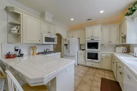13151 Spring Lake St, Redding, CA 96003 photo 6