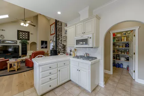 13151 Spring Lake St, Redding, CA 96003 photo 16
