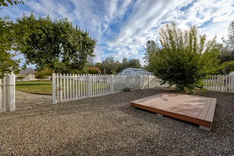 13151 Spring Lake St, Redding, CA 96003 photo 41