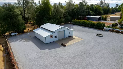13151 Spring Lake St, Redding, CA 96003 photo 5
