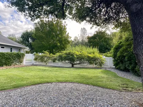 13151 Spring Lake St, Redding, CA 96003 photo 39
